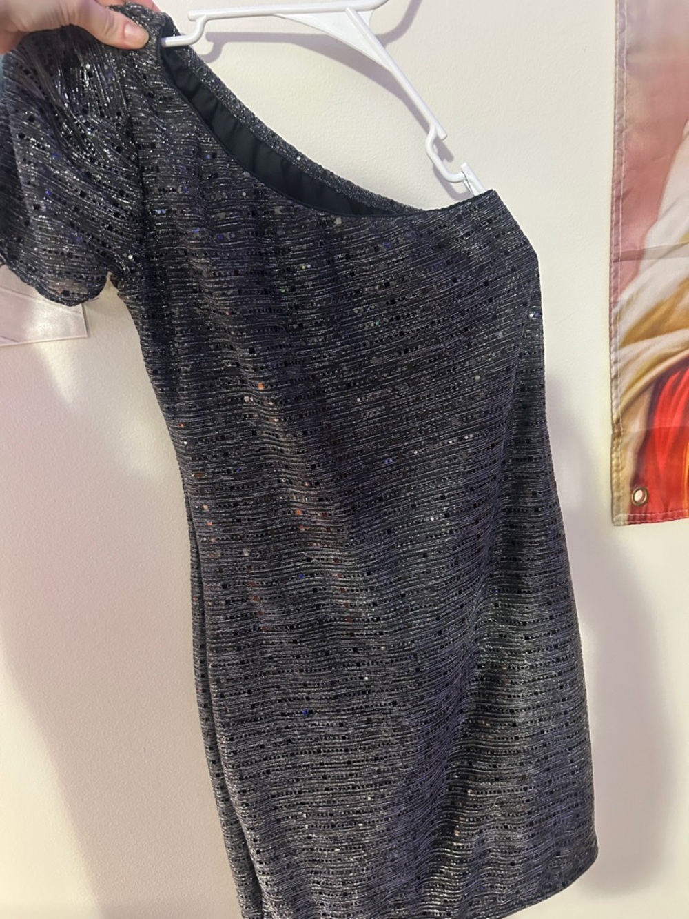 Black One-Shoulder Sequin Evening Dress